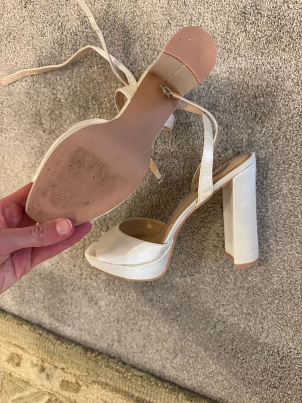 White satin platform heels wedding Size 10 - Image 3