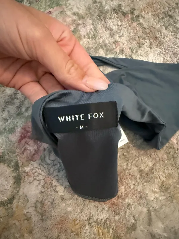 White fox halter top - Image 3