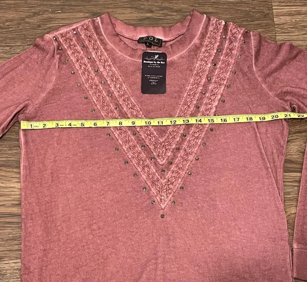 NWT Long Sleeve Vintage Wash Sweater With Brass River Detail Mauve Large - Image 7