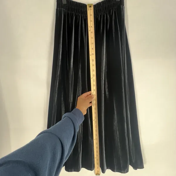 On 34th Womens Midi Skirt Size‎ XS Black Velvet Pleated Pull-On Elastic Waist - Image 7