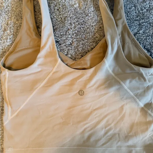 lululemon athletica Beige Crop Top with Pink and Black Accents - Image 3