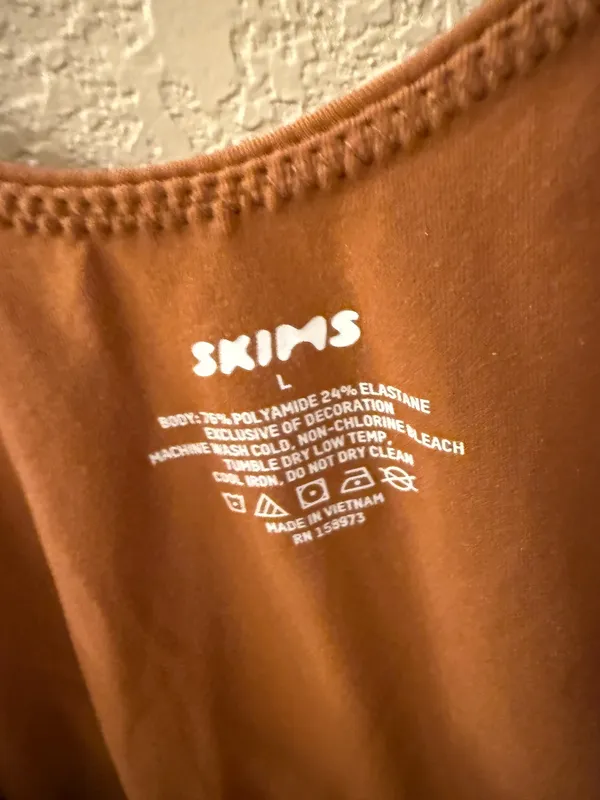 SKIMS Fits Everybody Square Neck Bodysuit L - Image 4