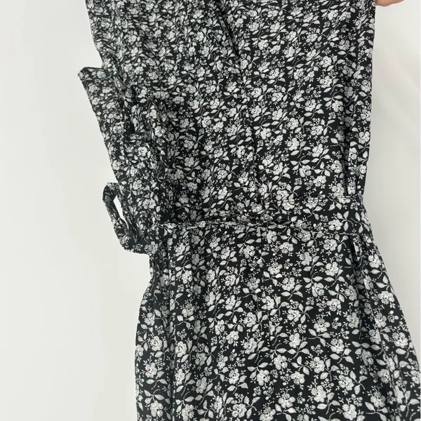 NWT Gap Wide Leg Belted Floral Jumpsuit - Image 11