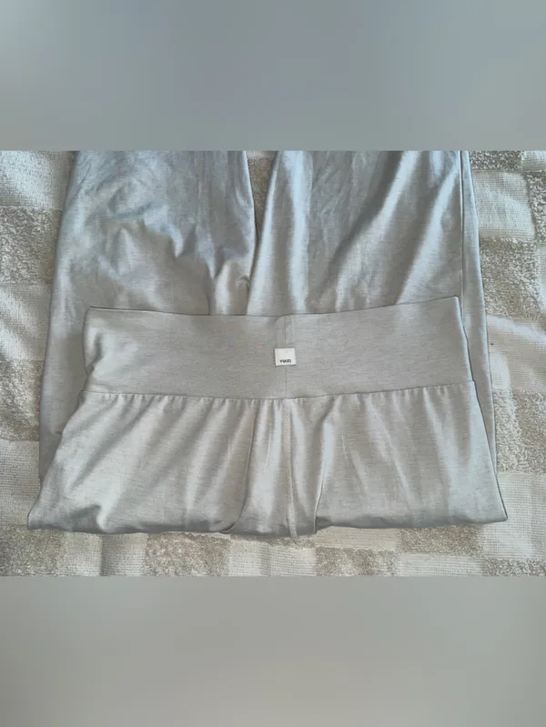 NWOT Vuori Lux At Ease‎ Women's Pants Cream Large - Image 5