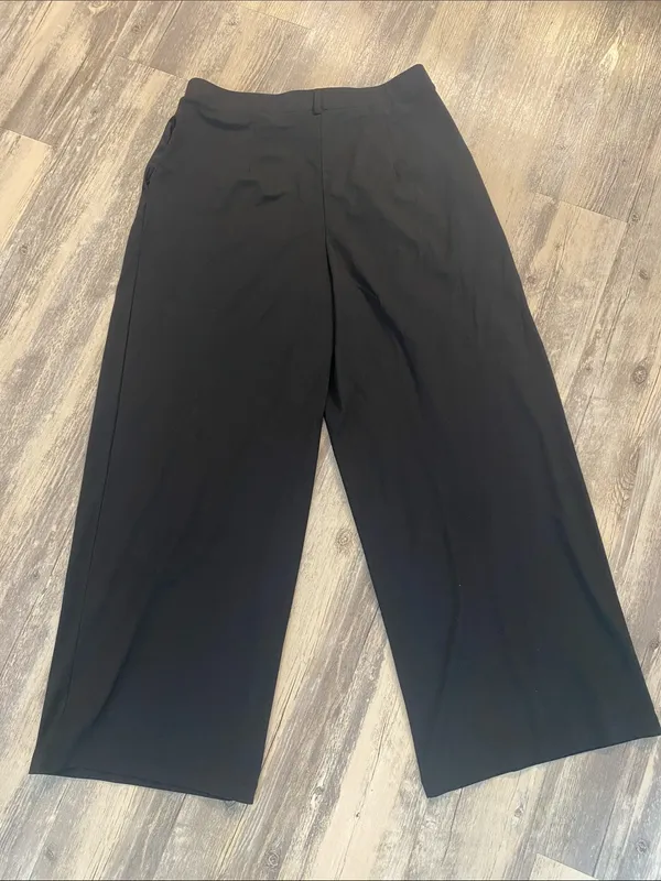 NWT OGL Drapey Bamboo Ponte Mid Rise Wide Leg w Pockets Black LARGE (10-12) - Image 11