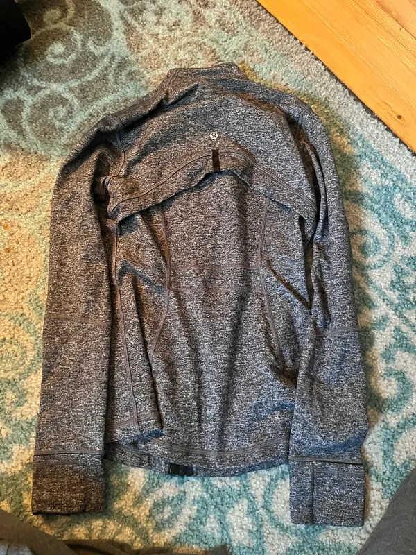 Lululemon grey heathered define jacket 8 - Image 2