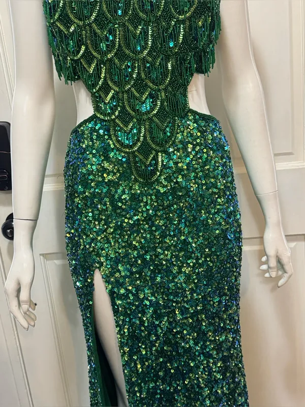 Rachel Allan Stunning Emerald Green Sequin Fringe Cutout formal Gown Size 6 - Image 6