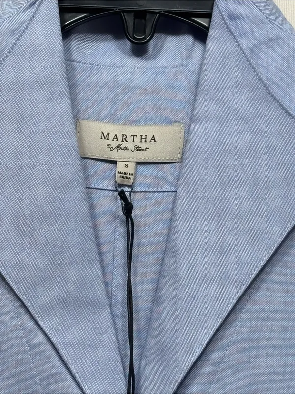 Martha Stewart women’s the relaxed classic fit Light Blue Button-Down Shirt NWT - Image 6