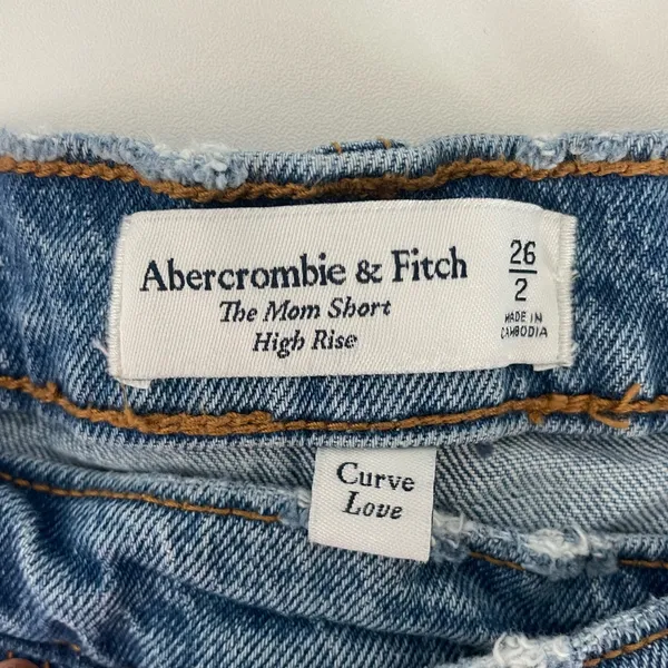 Curve Love Abercrombie & Fitch Crossover Waist High Rise Mom Shorts - Image 10