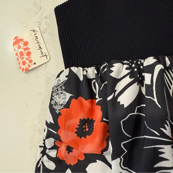 Free People Movement NWT Carpe Diem Printed HR Shorts Women’s Large Tuxedo Daisy - Image 9
