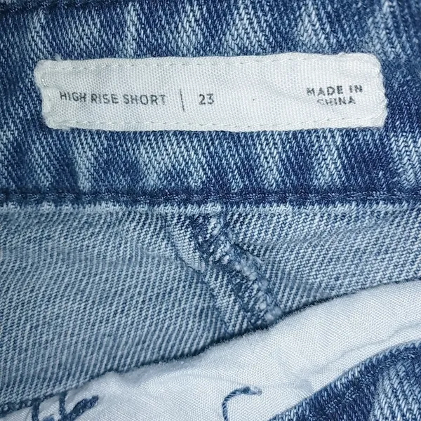PacSun High Rise 24 Square Pocket Raw Hem Jeans Shorts - Image 3