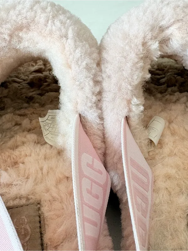 UGG Fluff Yeah Slide Women's Sheepskin Slipper Sandals Light Pink Size 9 - Image 3