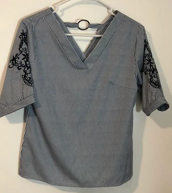 Summer Top Size M - Image 2