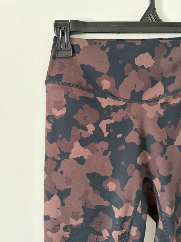 Balance Athletica Vitality Ascend Base Camo High Rise 26in Leggings Brown Black - Image 2