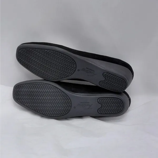Trotters Wedge Pumps Women's Size 6.5N Narrow Black Suede Comfort Shoes - Image 9