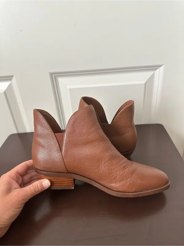 Lauren Ralph Lauren Prestyn Bootie Size 7 - Image 6