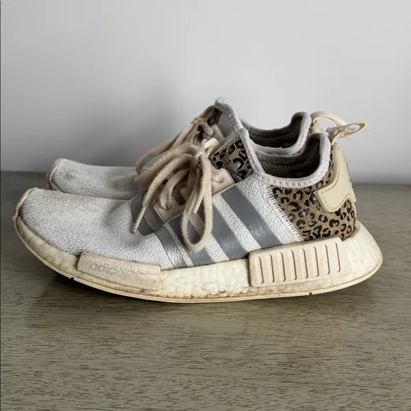 Adidas Women's NMD R1 Animal Print Sneakers Size 7.5 - Image 11