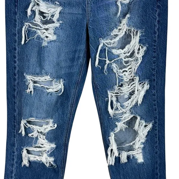 American Eagle SZ 4 Mom Jeans Hi-Rise Distressed Rips Zip-Fly Whiskered Blue - Image 3