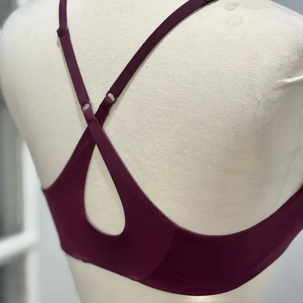 Victoria's Secret VINTAGE (2015) Racerback Push-Up Underwire Front Clasp Bra - Image 4