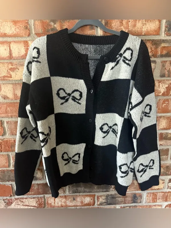 Amazon Black and White Bow-Print Cardigan Sweater - Image 3