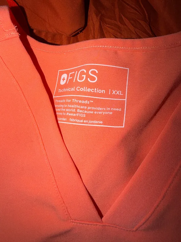 FIGS Scrubs Set - Image 4