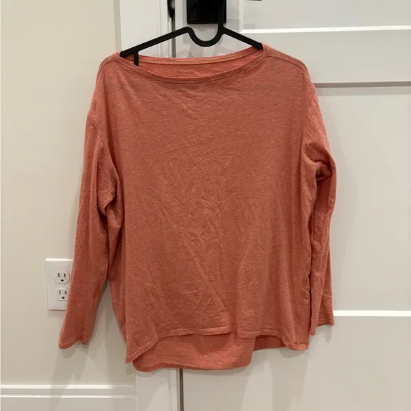 Lululemon Athletica Back In Action Long Sleeve - Image 2