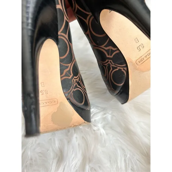 Coach Black Logo Platform Pumps 8.5 heels 4.5 heels - Image 4