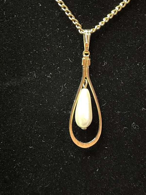 Vintage 70s Sarah Coventry Snow Drop Pendant Necklace MCM - Image 3