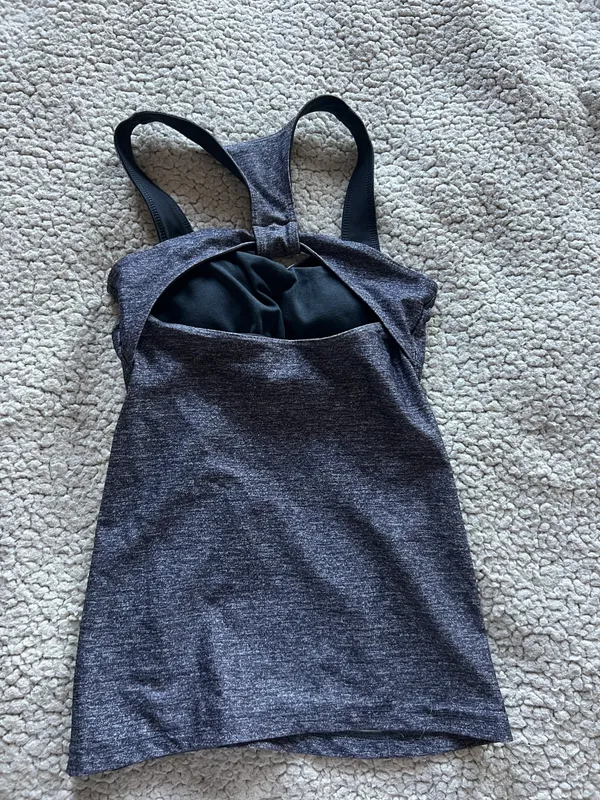Old Navy Tank - Image 2