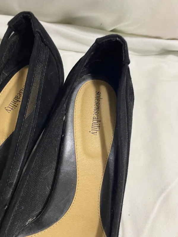 Solesenseability Black Mesh Trim Kitten Heel Pumps Women’s Size 10 Wide Comfort - Image 2