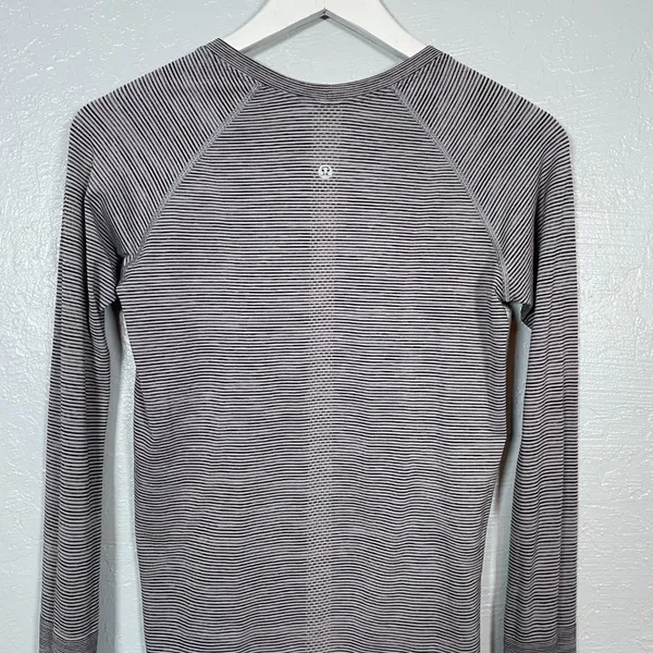 Lululemon Women 8 Pink Black Stripe Swiftly Tech Long Sleeve 2.0 Athleisure - Image 6