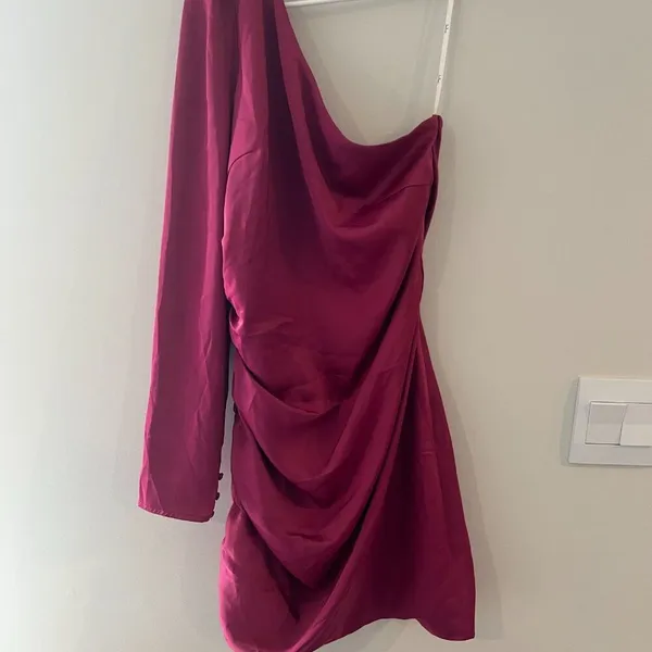 Lulus Magenta‎ Happy Hour Satin Ruched One-Shoulder Mini Dress Women’s Size M - Image 5