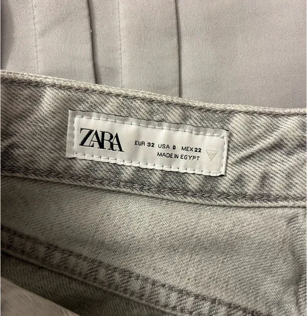 ZARA Mid-Rise Jeans Straight-Leg - Image 6