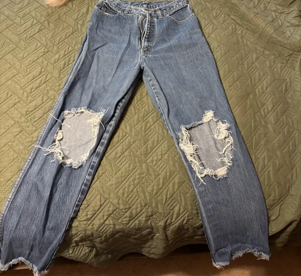 Vintage Calvin Klein Jeans Distressed - Image 2