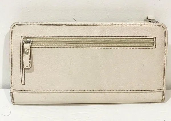 Fossil Cream Leather Suede Floral Applique Full Zipper Wallet - Image 4