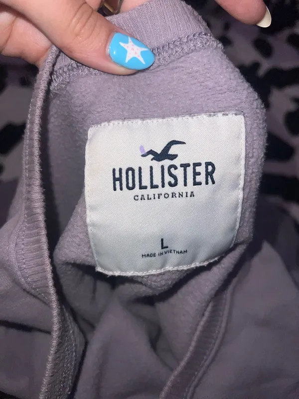 Hollister Cropped Sweatshirt - Image 3