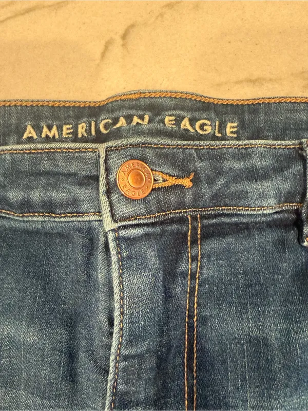 American Eagle Super High Rise Shortie Denim Shorts Size 16 Next Level Stretch - Image 4