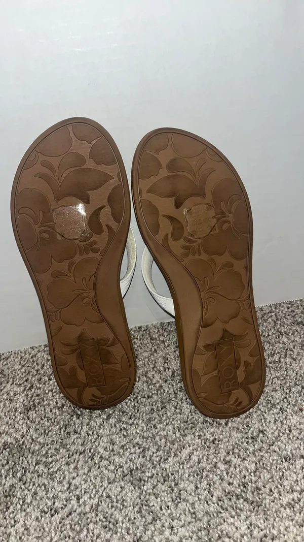 Roxy Flip-Flops Women’s - Image 2