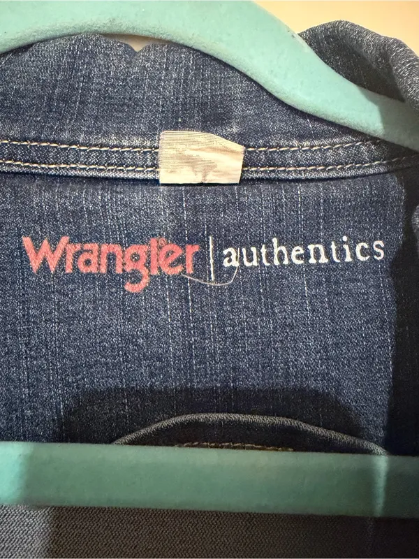 Wrangler Classic Blue Denim Jean Jacket Size S - Image 3