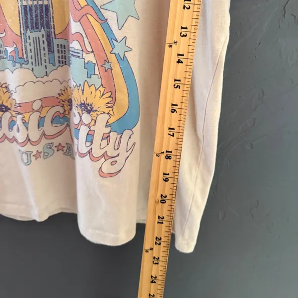 Zoe + Liv Nashville Music City USA‎ Graphic Tee Tan XL Short Sleeve Crewneck - Image 5