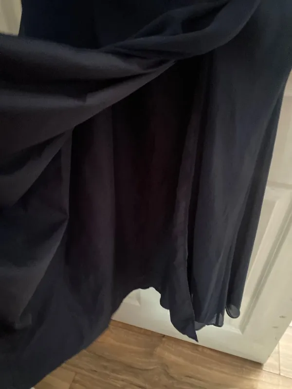 Gather & Gown Size 12 Navy Formal Gown Sweetheart Ruched Chiffon Wedding Guest - Image 6