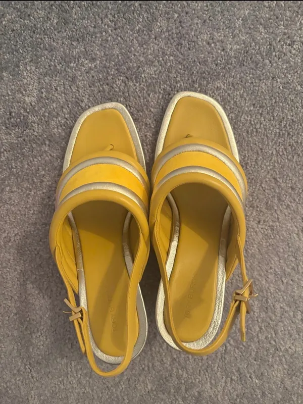 Authentic Tory Burch Yellow Leather Slingback Mules with Metallic Trim Size 10M - Image 4