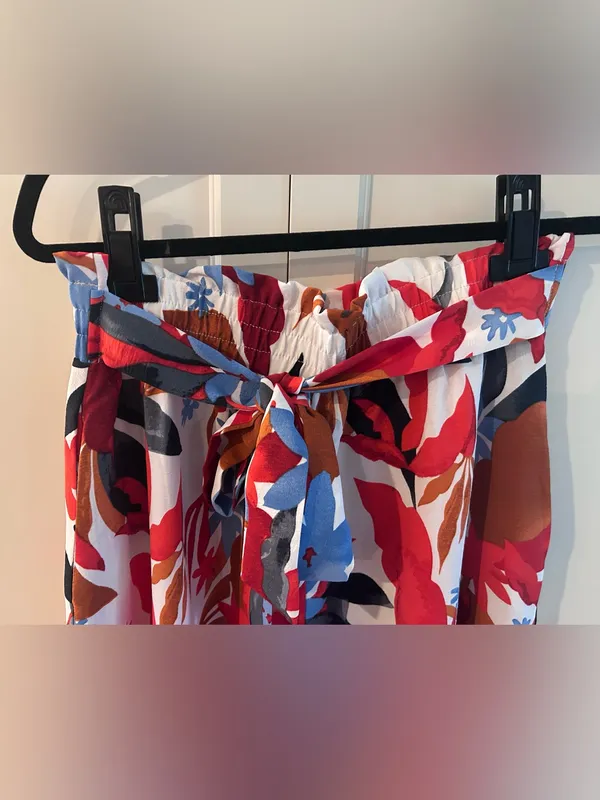 Wide-Leg Palazzo Pants in Red & Blue Floral, size L - Image 3