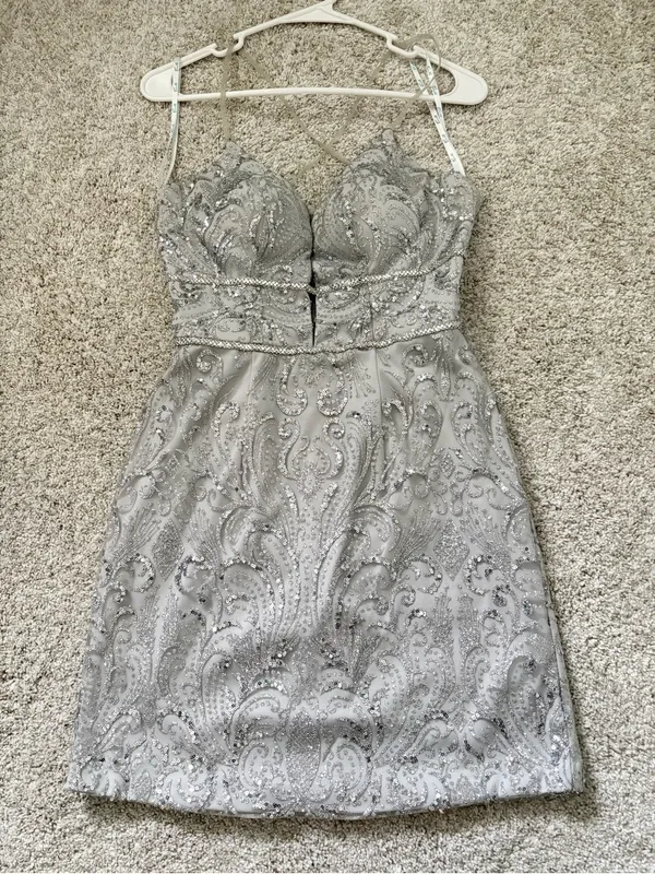 Camille La Vie sequined Glitter Rhinestone mini homecoming dress women sz 4 - Image 3
