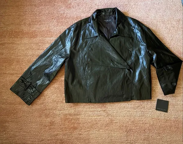 Marc New York Andrew Marc Black Coated Cropped Moto Jacket NWT Shiny M - Image 2