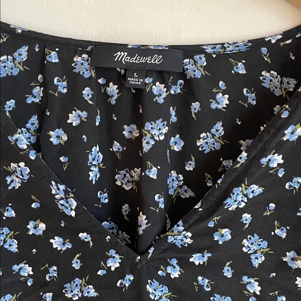 Madewell Silk Cinch-Sleeve Top in Baby's Breath True Black - Image 7