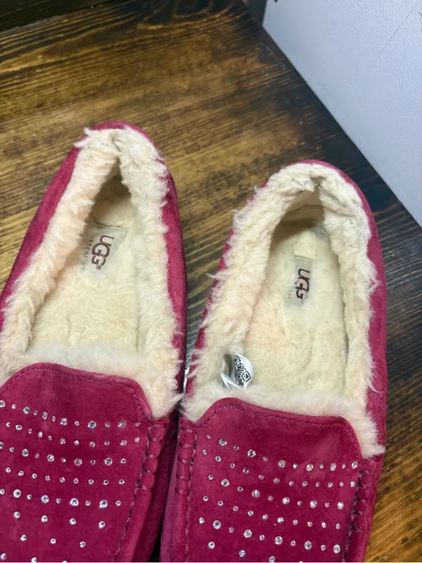 Ugg Ansley burgundy crystal diamond loafers size 8 - Image 5