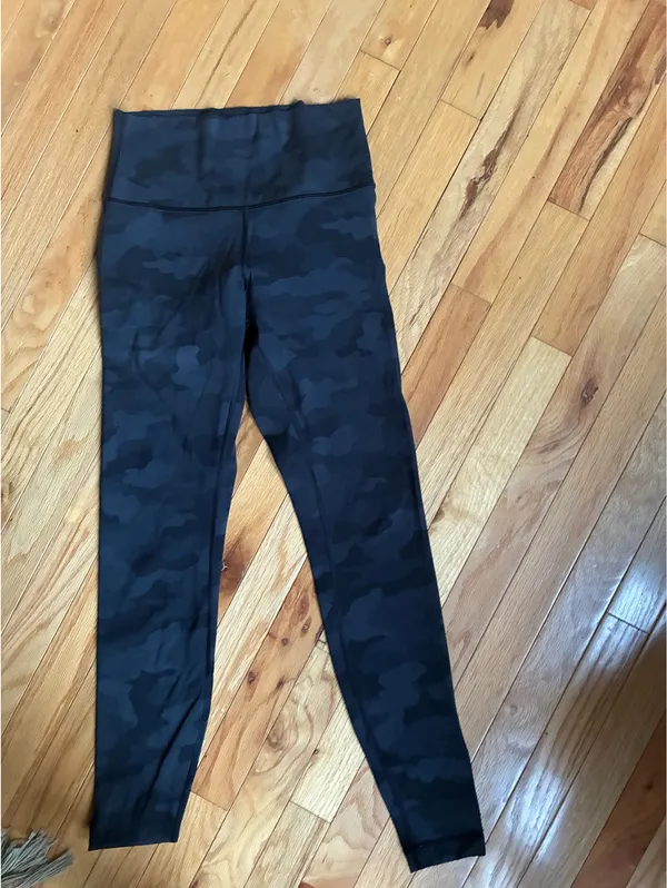 Lululemon Wunder Under Luxtreme High-Rise Tights 28" - Image 2