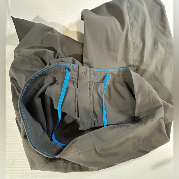 Columbia Women's Omni‎ Shield Gray Hiking Pants Repellent Size 8w 18L Pre-owned - Image 11