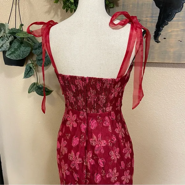 NWOT Lulus Lovely Darling Magenta Floral Jacquard Tie-Strap Midi Dress - Image 3